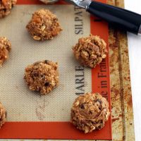Chocolate Chip Pecan Oatmeal Cookies