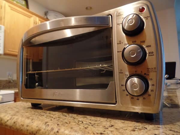 Oster Countertop Oven, TSSTTVCG02 on a kitchen counter