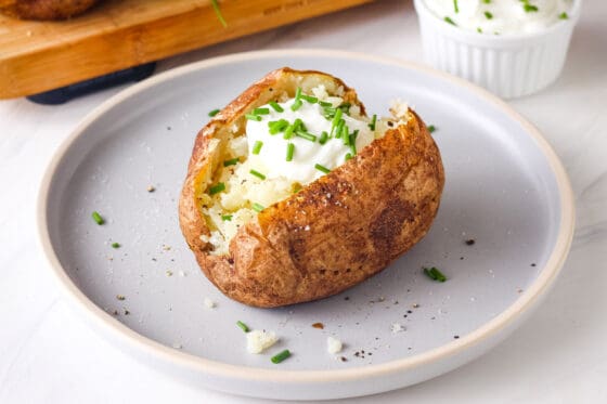 How to Make Baked Potatoes in an Air Fryer