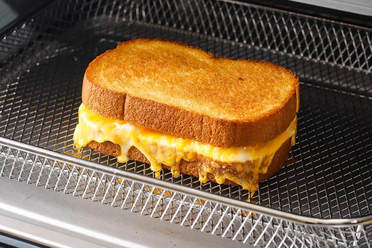 Grilled Cheese (Air Fryer OR Skillet) - Chelsea's Messy Apron